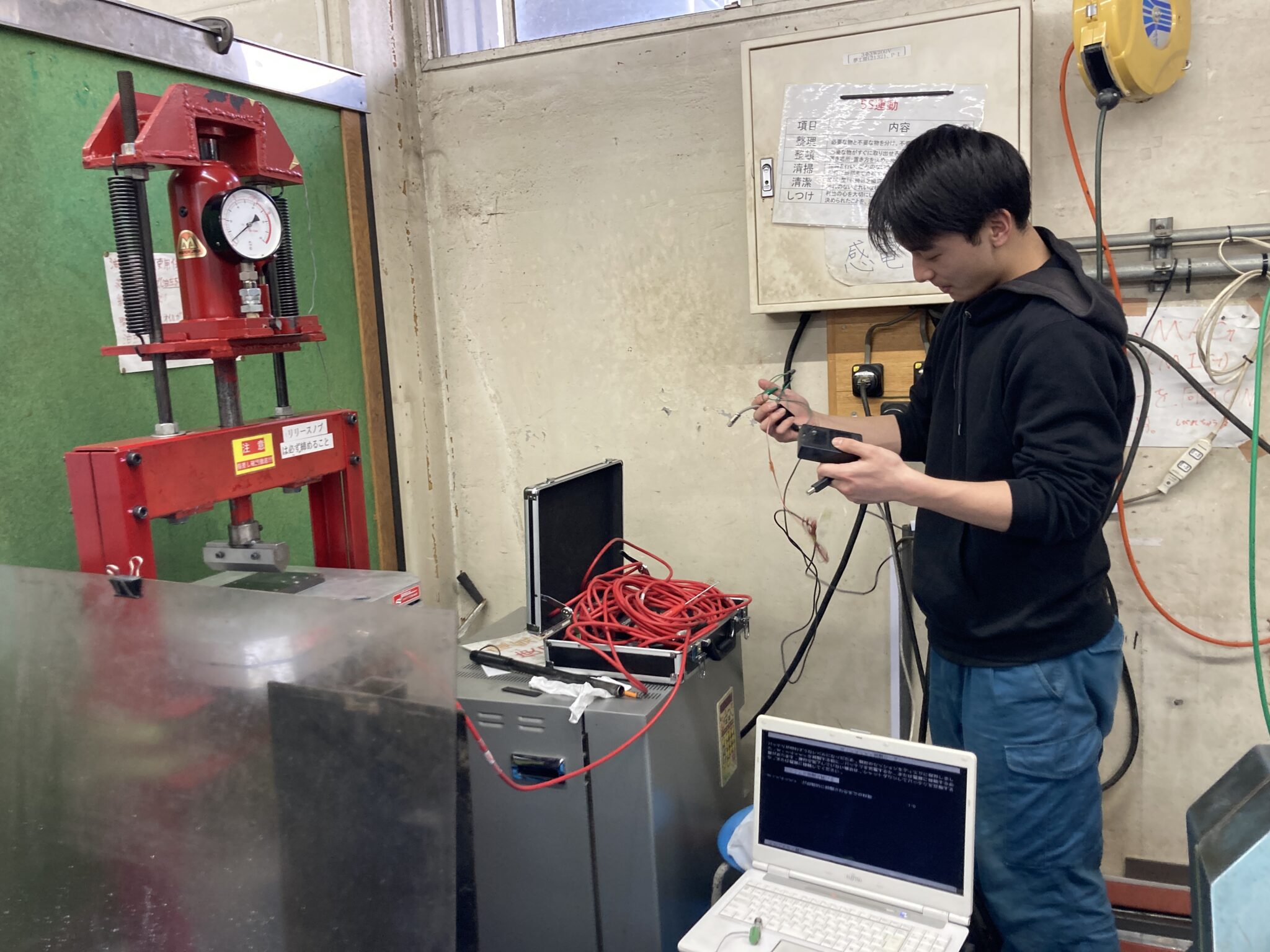 カーボン試験片 曲げ試験